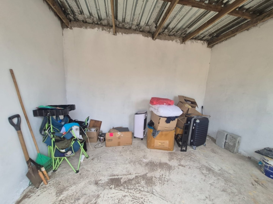 2 Bedroom Property for Sale in Kwazakhele Eastern Cape